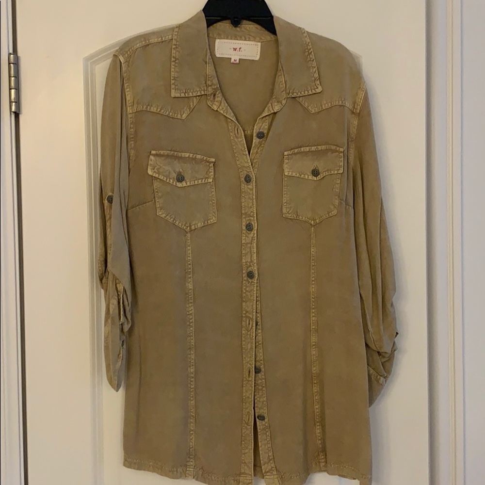 Women’s button down